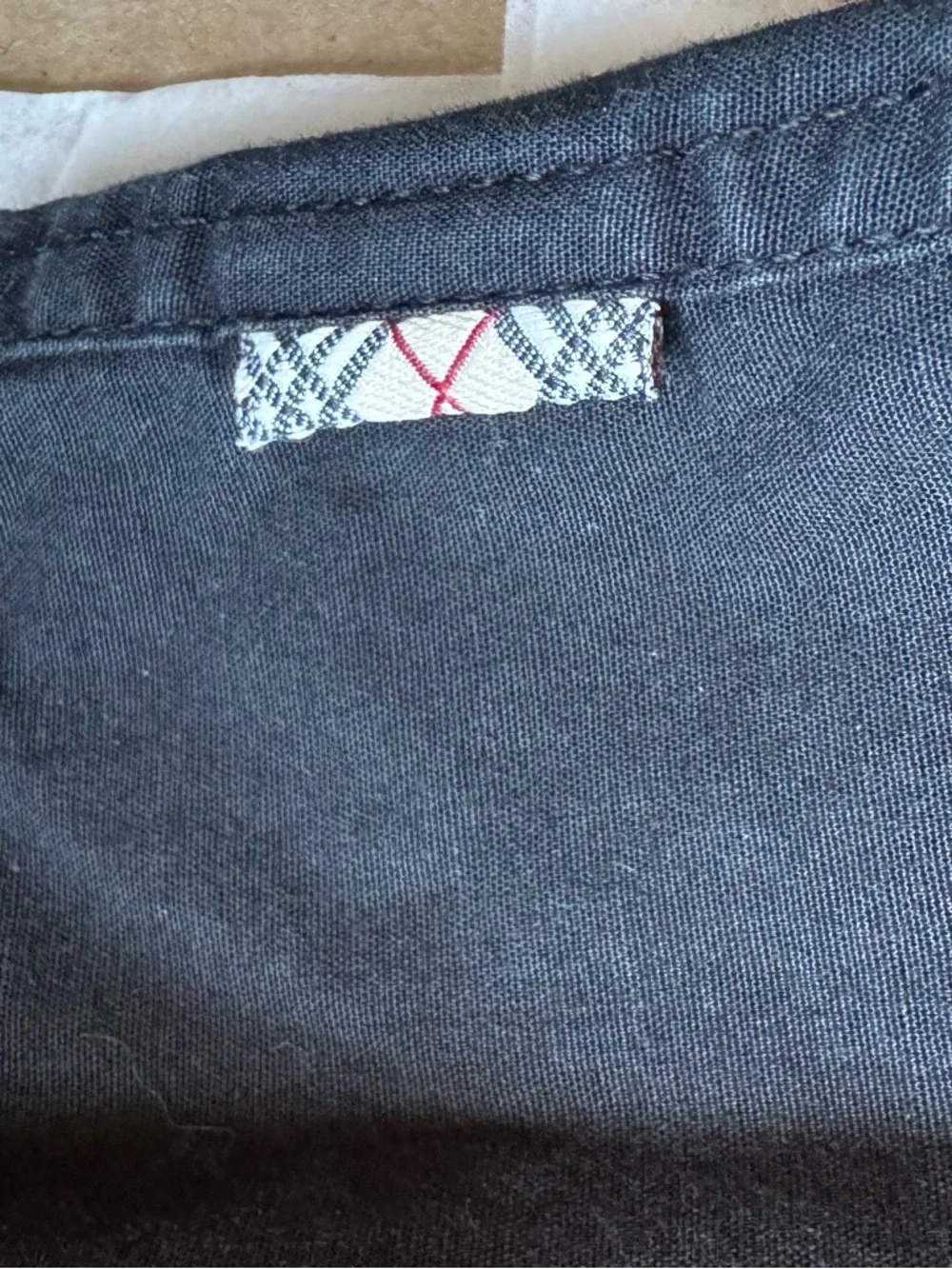 Authentic Burberry London Black Shirt Button-Up with Signature Check Collar - Picture 5 of 8